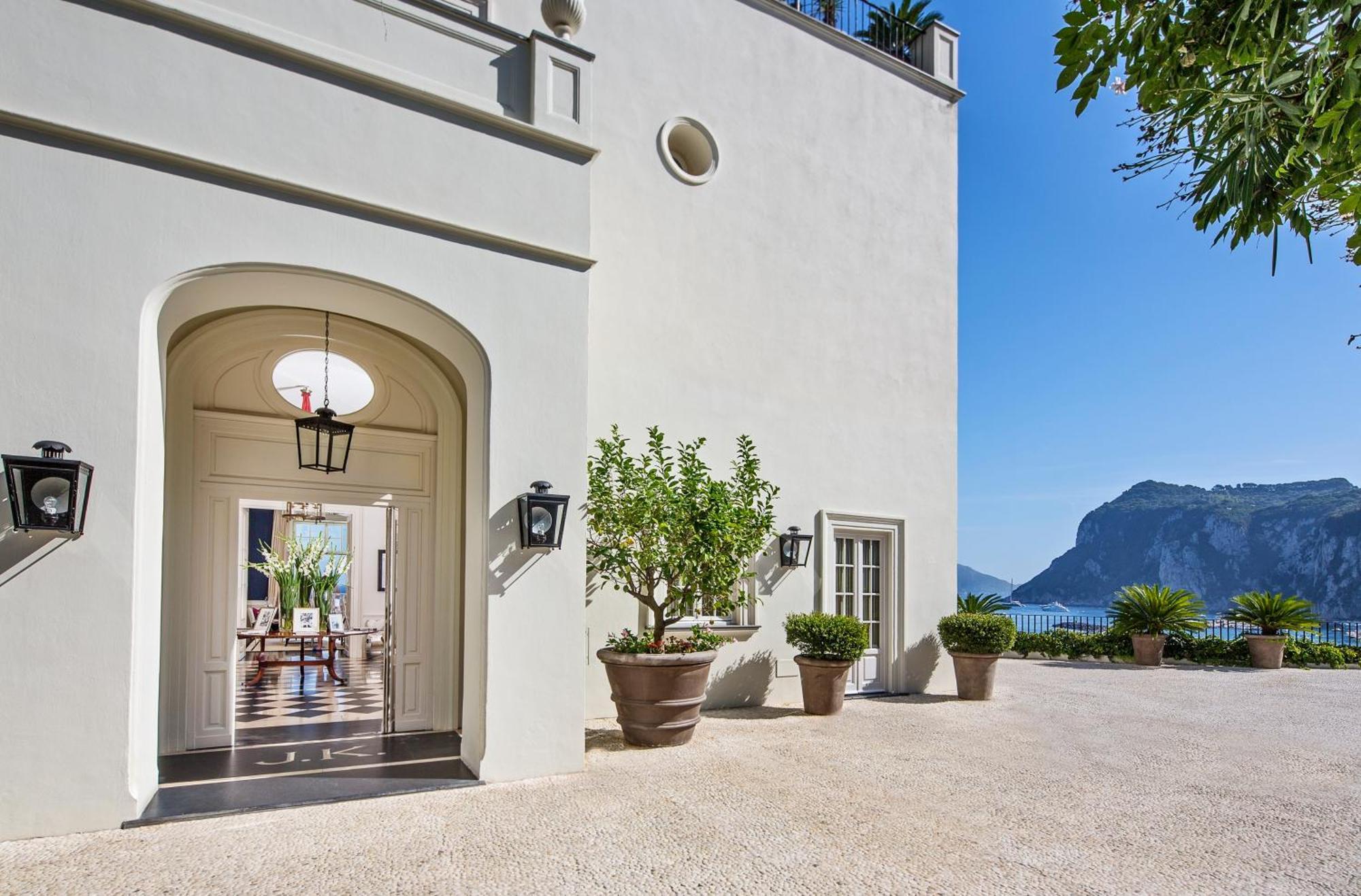 J.K. Place Capri Exterior photo