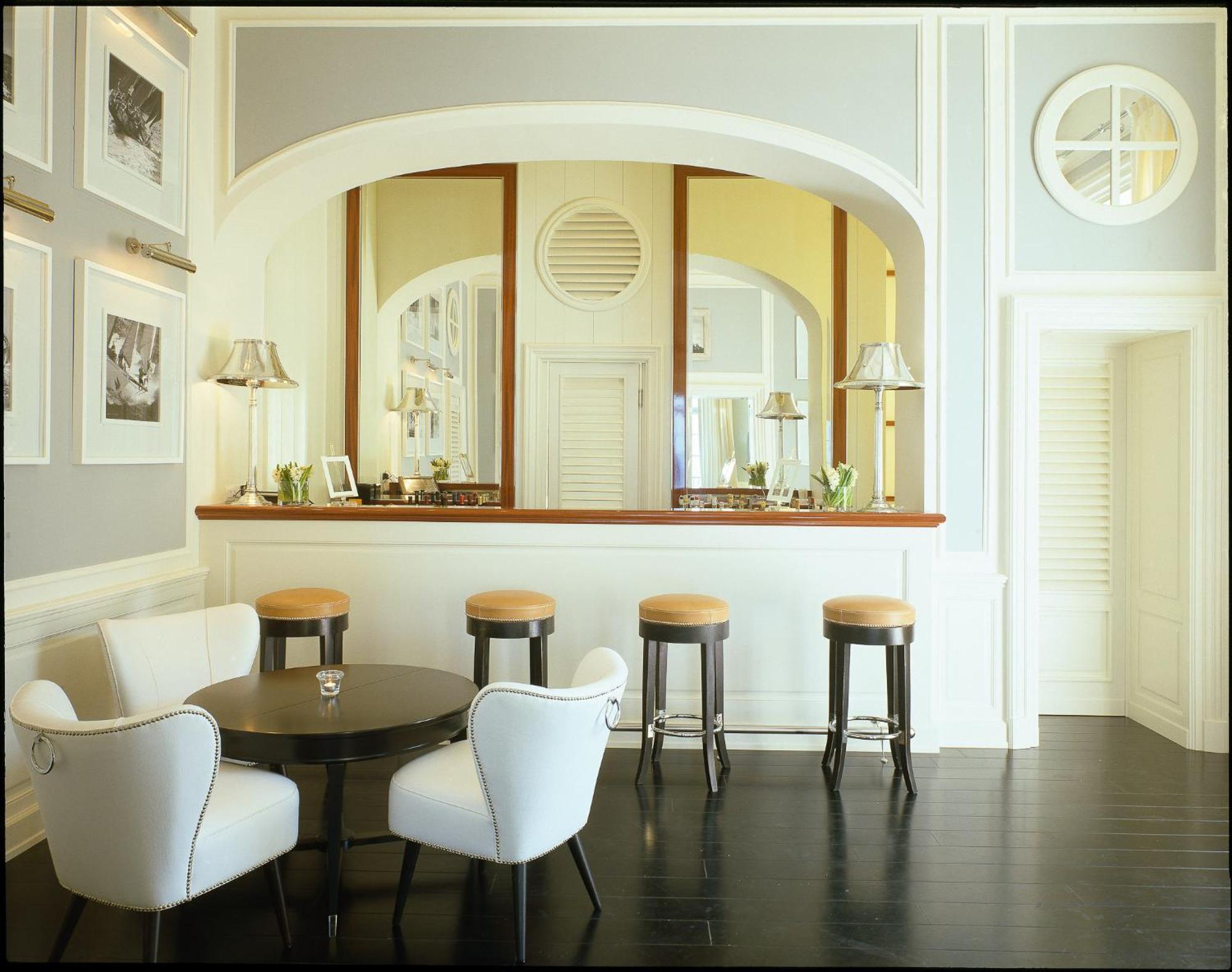 J.K. Place Capri Interior photo
